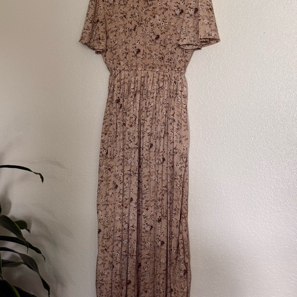 Floral Flutter-Sleeve Maxi Dress in Taupe